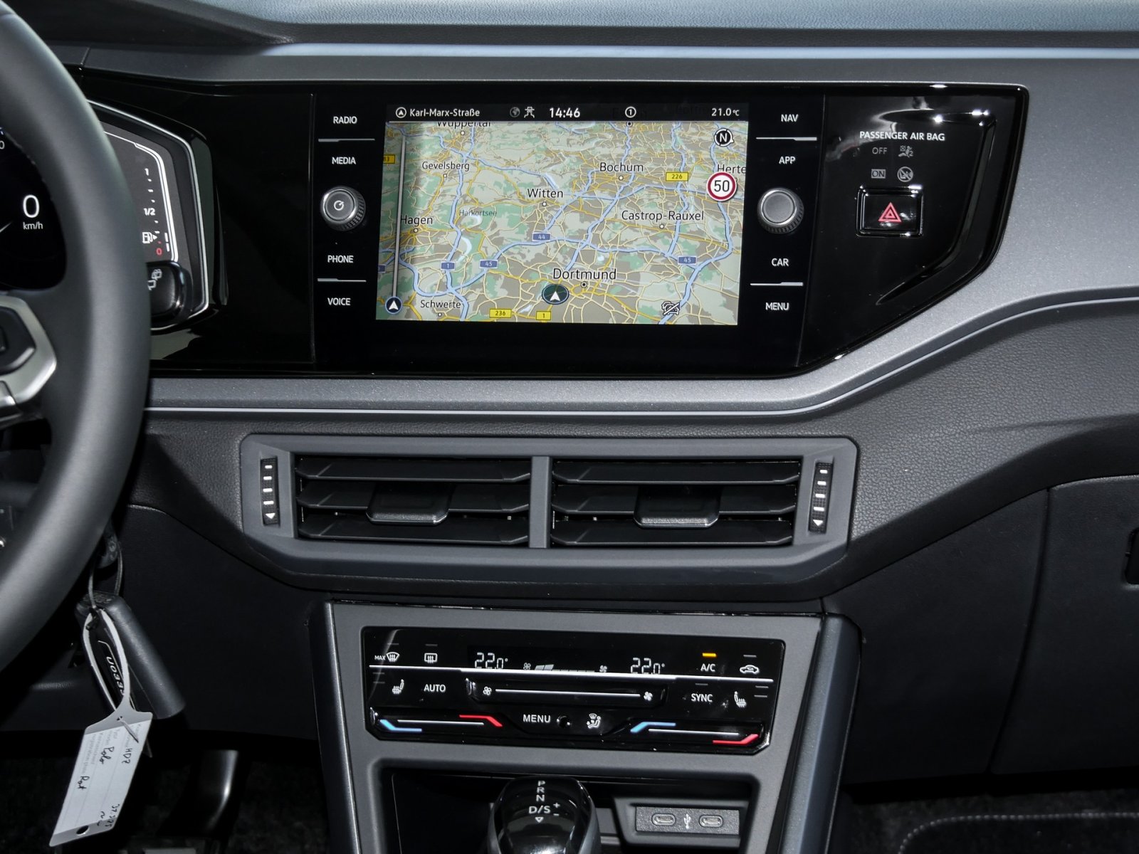Volkswagen Polo 1.0 R-LINE DSG NAVI CAM SITZHZG MATRIXLED