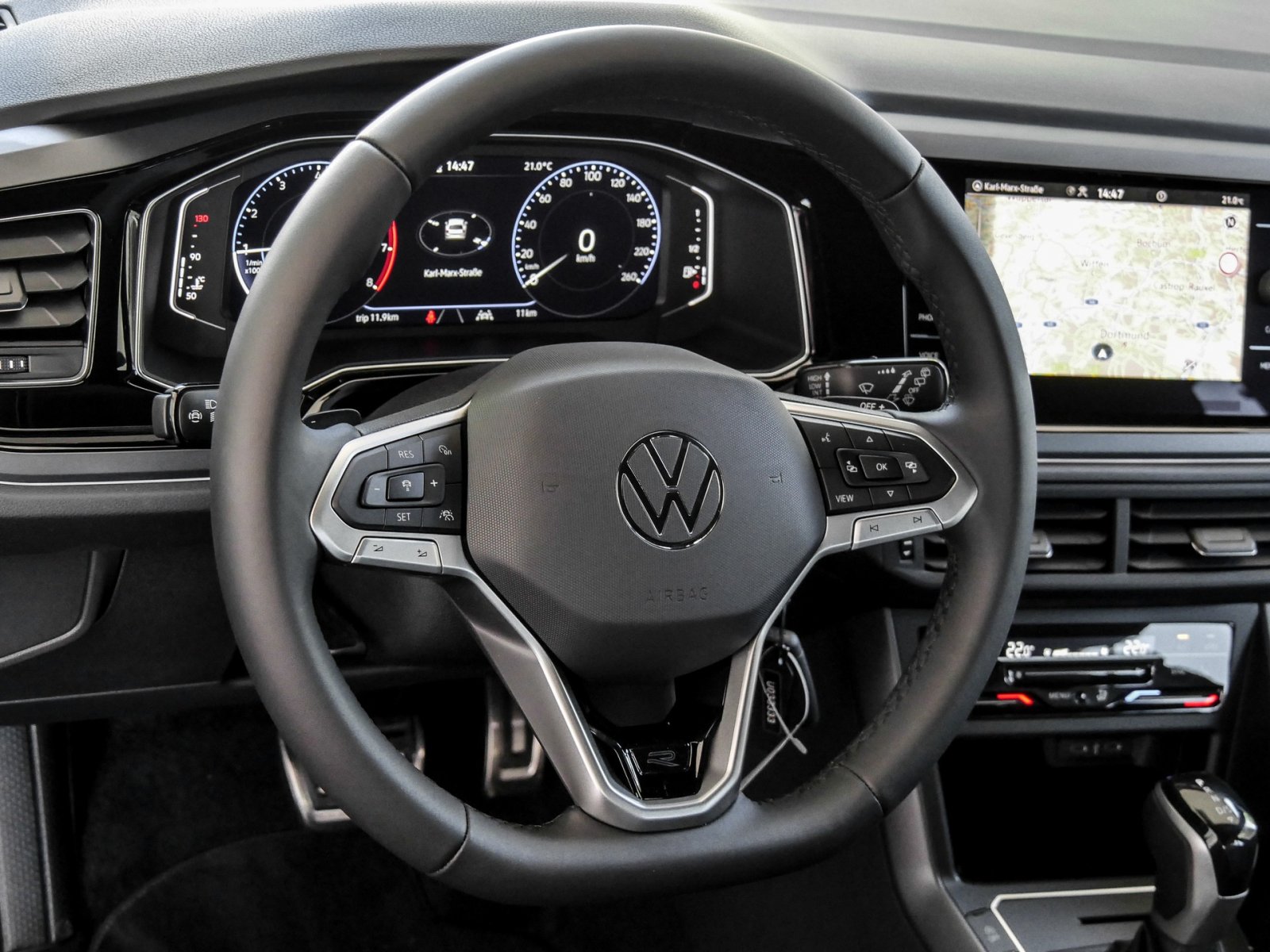 Volkswagen Polo 1.0 R-LINE DSG NAVI CAM SITZHZG MATRIXLED