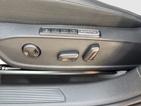 Volkswagen ID.3 Pro MOVE CAM ACC LM19 NAVI CARPLAY SITZHEIZ