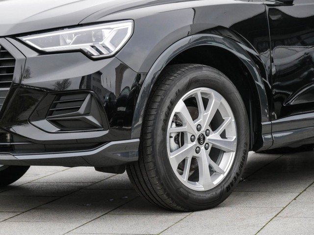 Audi Q3 35 advanced BLACKPAK AHK ALU18 eKLAPPE