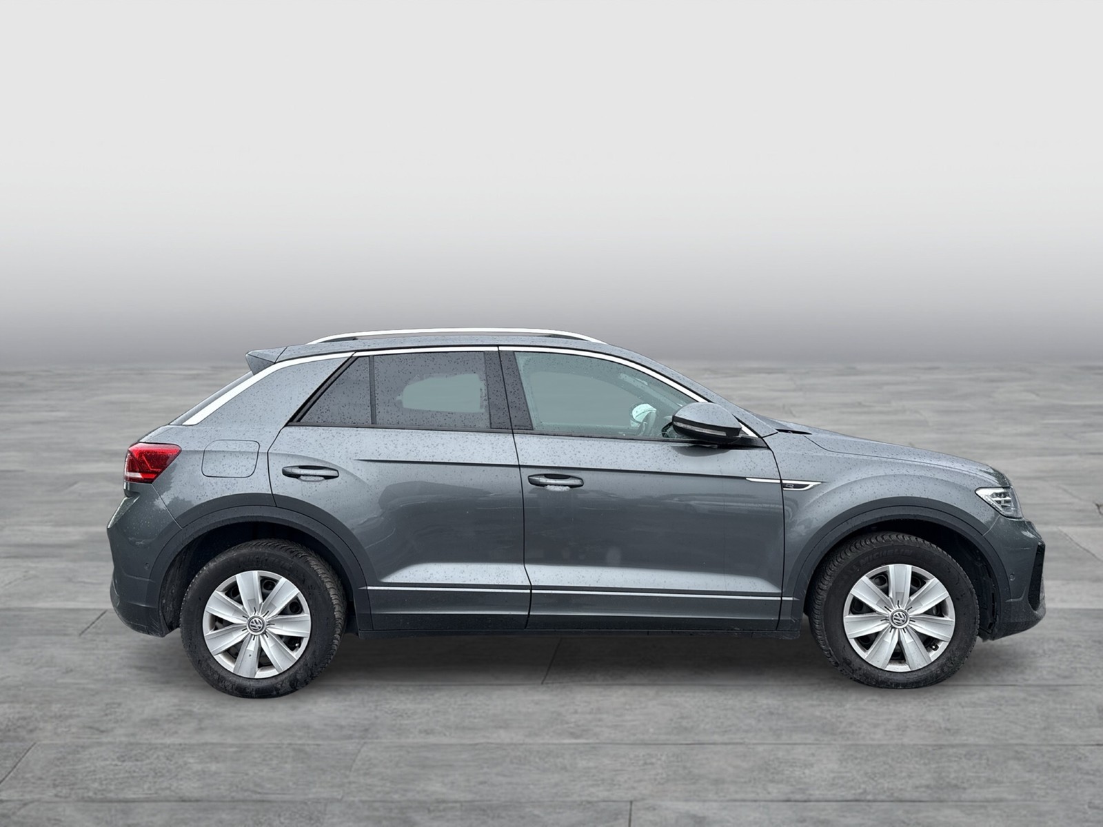 Volkswagen T-Roc 1.5 R-LINE KAMERA ACC LM19 NAVI CARPLAY