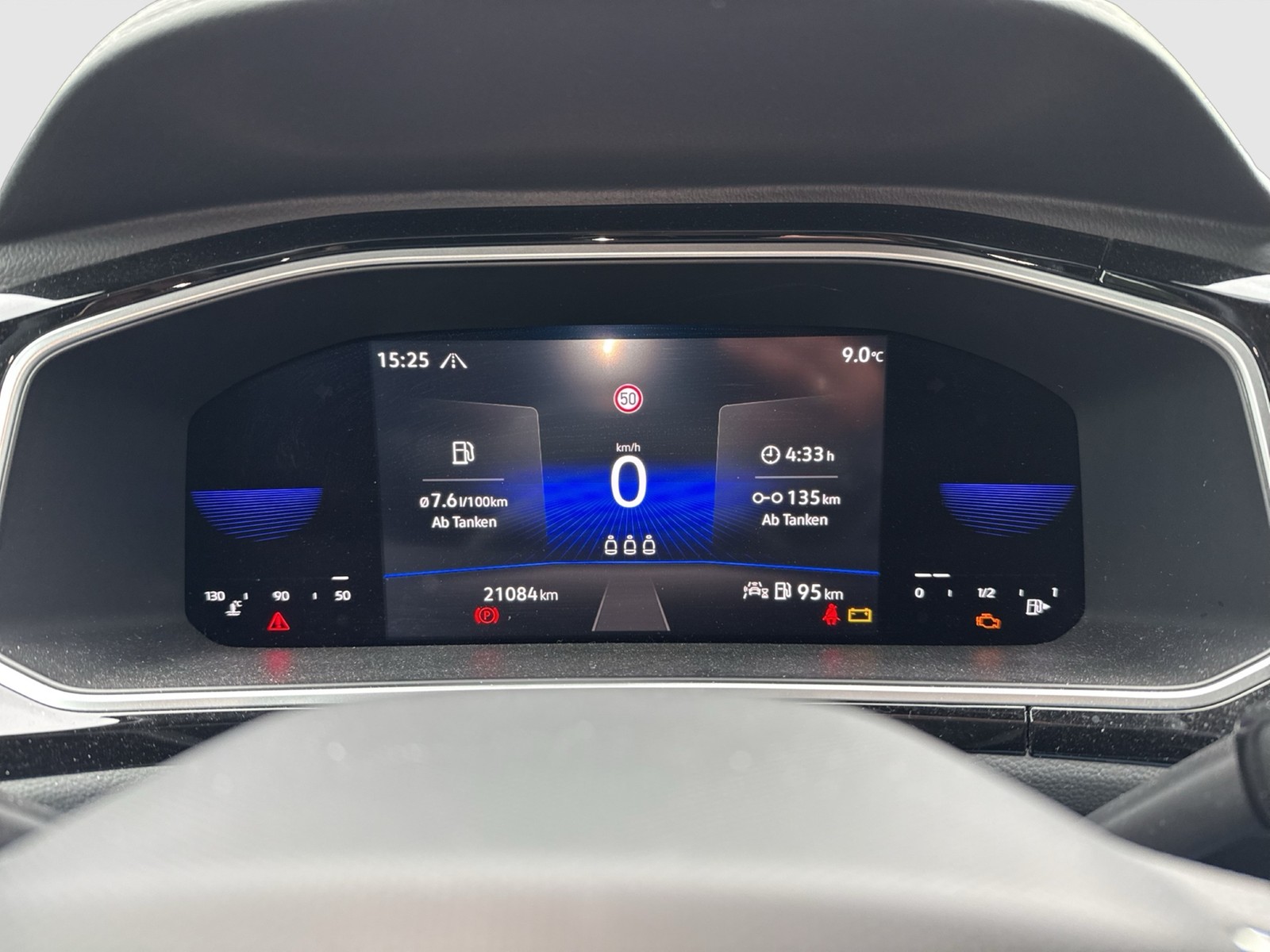 Volkswagen T-Roc 1.5 R-LINE KAMERA ACC LM19 NAVI CARPLAY