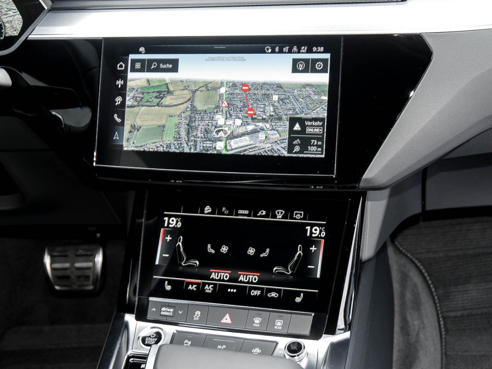 Audi Q8 e-tron Sportback 55 quattro S LINE AHK LM20