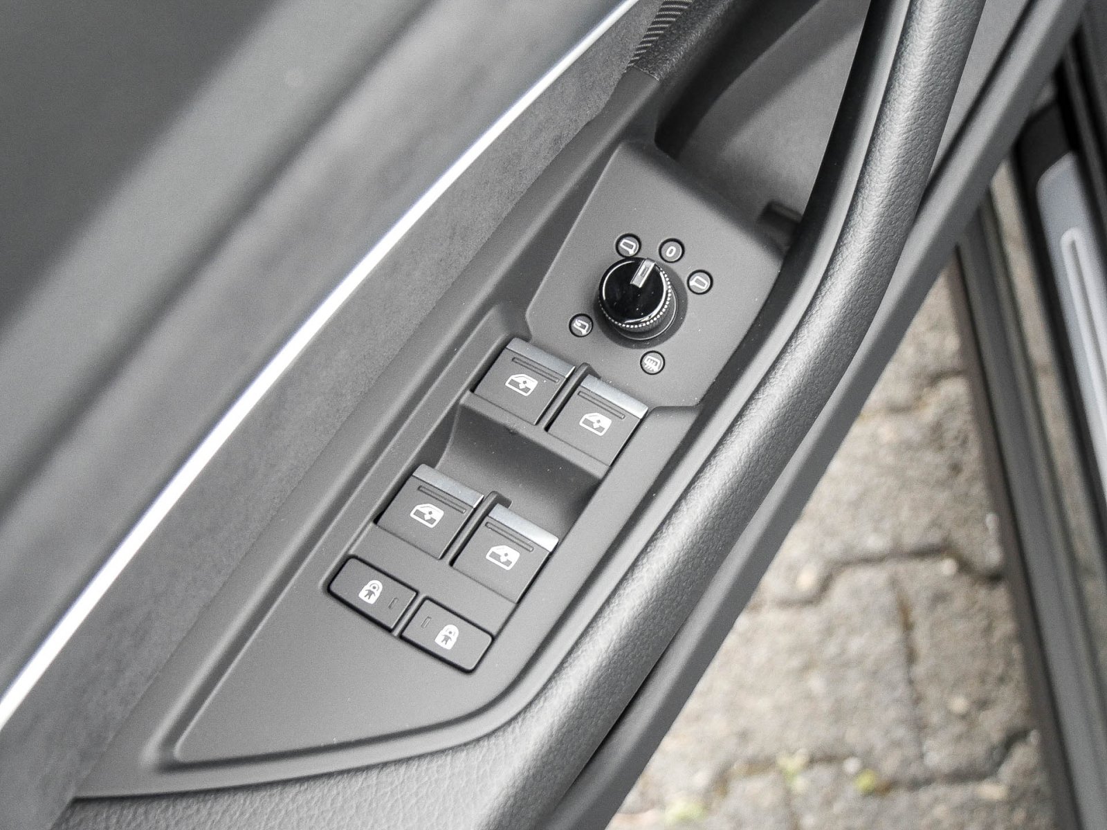 Audi Q8 e-tron Sportback 55 quattro S LINE AHK LM20