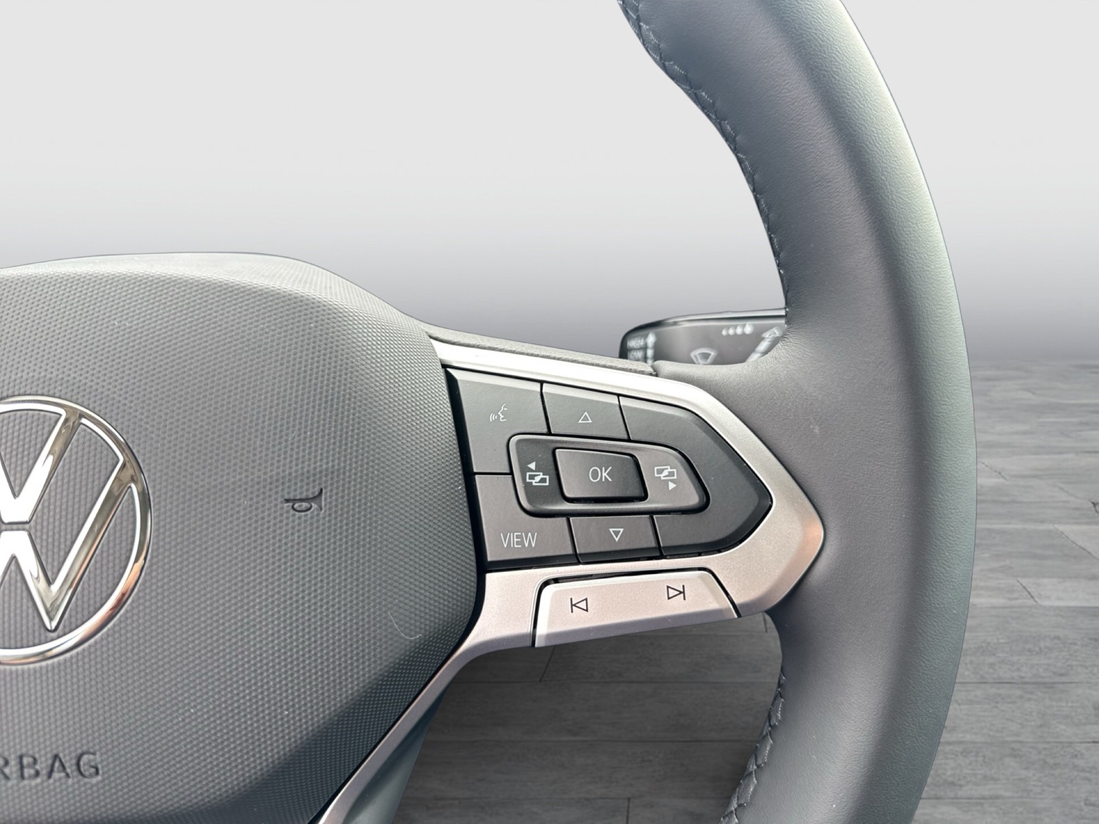 Volkswagen Caddy Maxi 1.5 APP-CONNECT ALLWETTERREIFEN