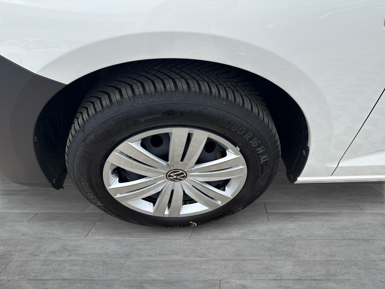 Volkswagen Caddy Maxi 1.5 APP-CONNECT ALLWETTERREIFEN