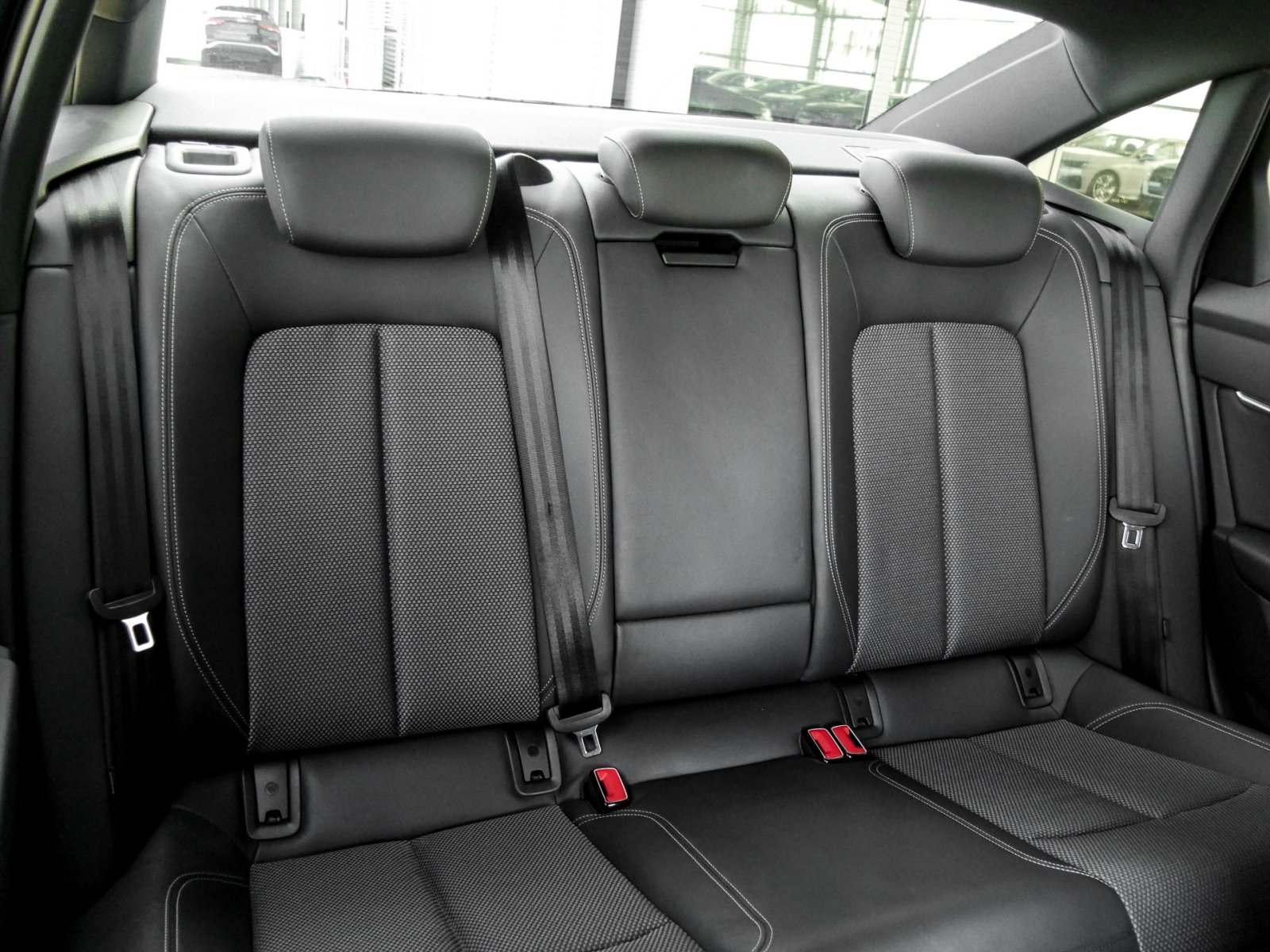 Audi A6 50 quattro HYBRID S LINE BLACKPAK CAM LM19