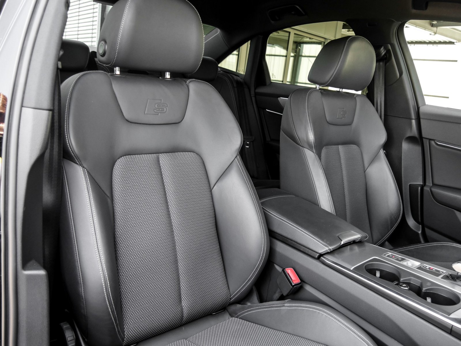 Audi A6 50 quattro HYBRID S LINE BLACKPAK CAM LM19