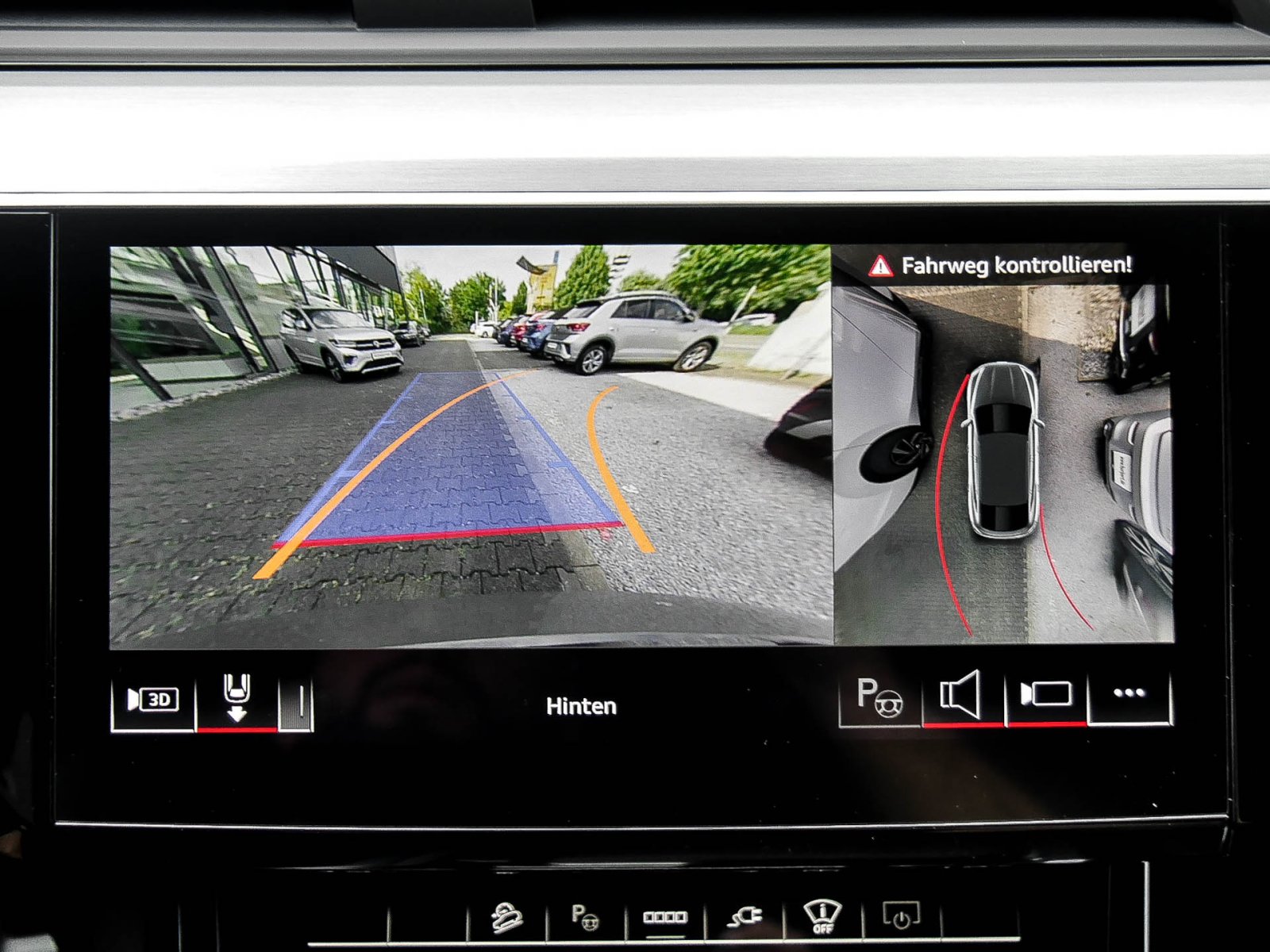 Audi Q8 e-tron Sportback 55 quattro S LINE AHK LM20