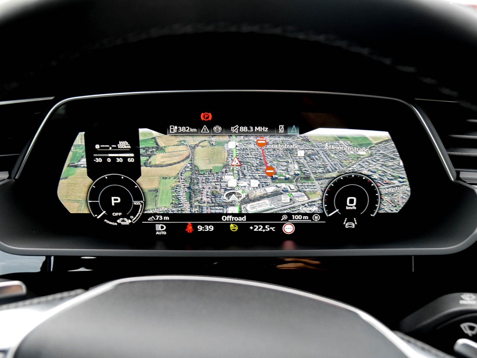 Audi Q8 e-tron Sportback 55 quattro S LINE AHK LM20