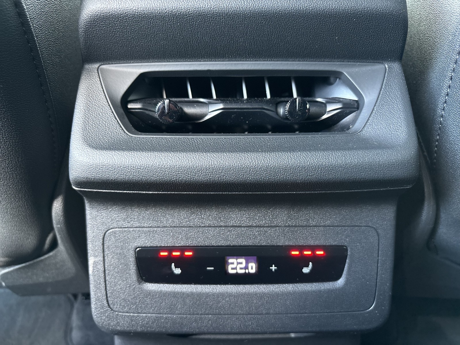 Audi Q6 e-tron quattro S LINE BLACKPAK TECHPRO MATRIX