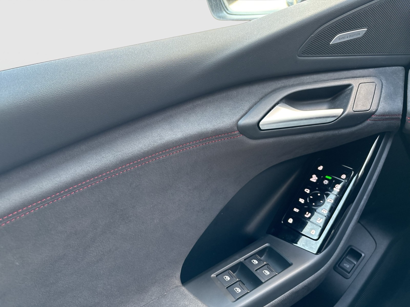 Audi Q6 e-tron quattro S LINE BLACKPAK TECHPRO MATRIX