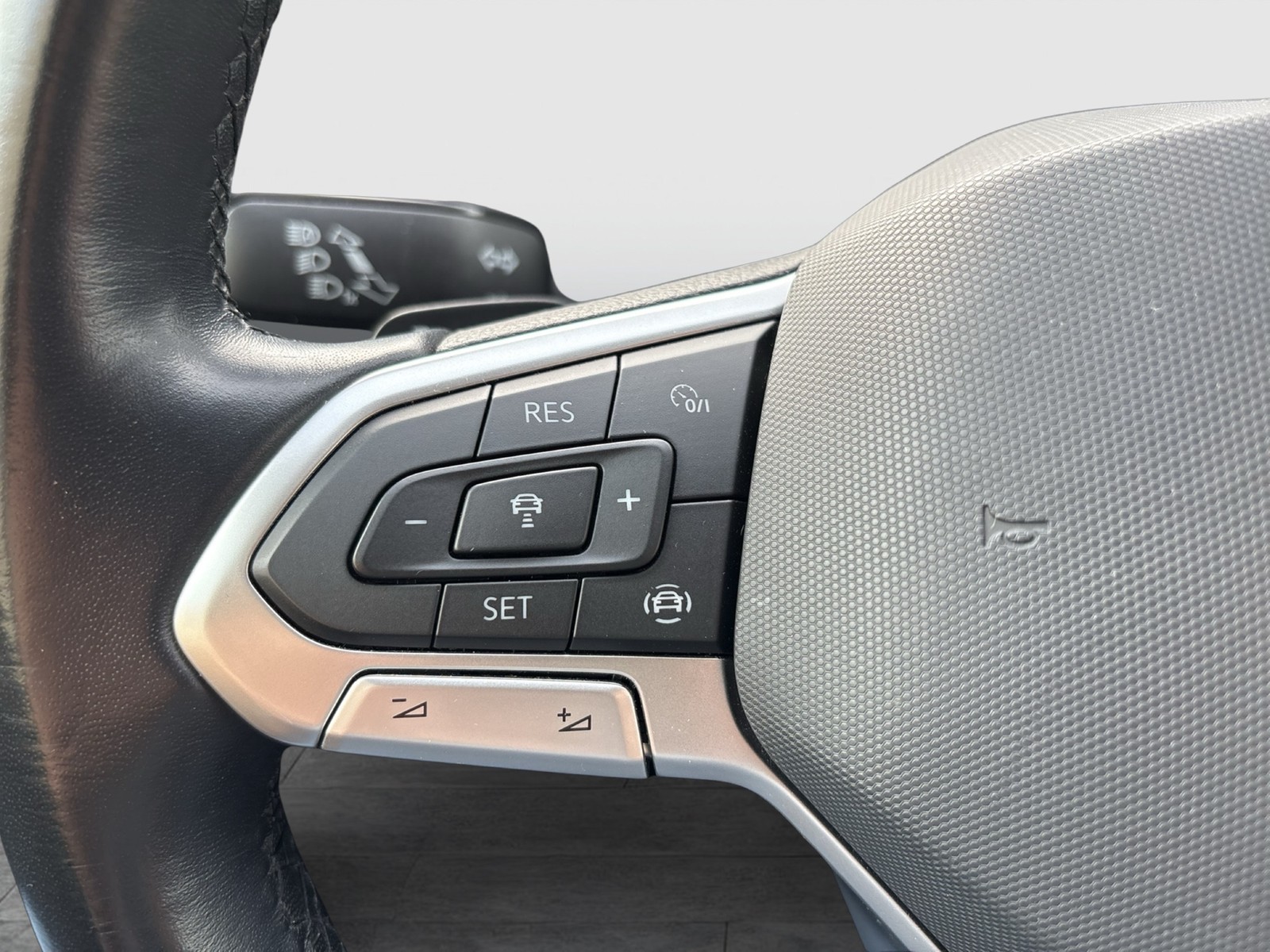 Volkswagen Passat Variant 2.0 ELEGANCE AHK KAMERA ACC MATRIX