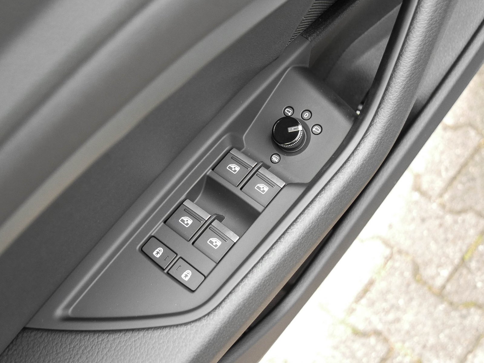 Audi Q8 e-tron 50 quattro advanced AHK CAM ACC LM20