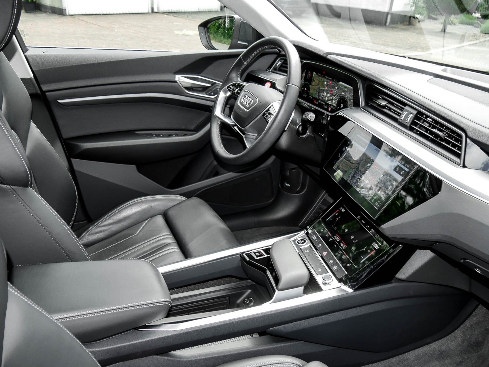 Audi Q8 e-tron 50 quattro advanced AHK CAM ACC LM20