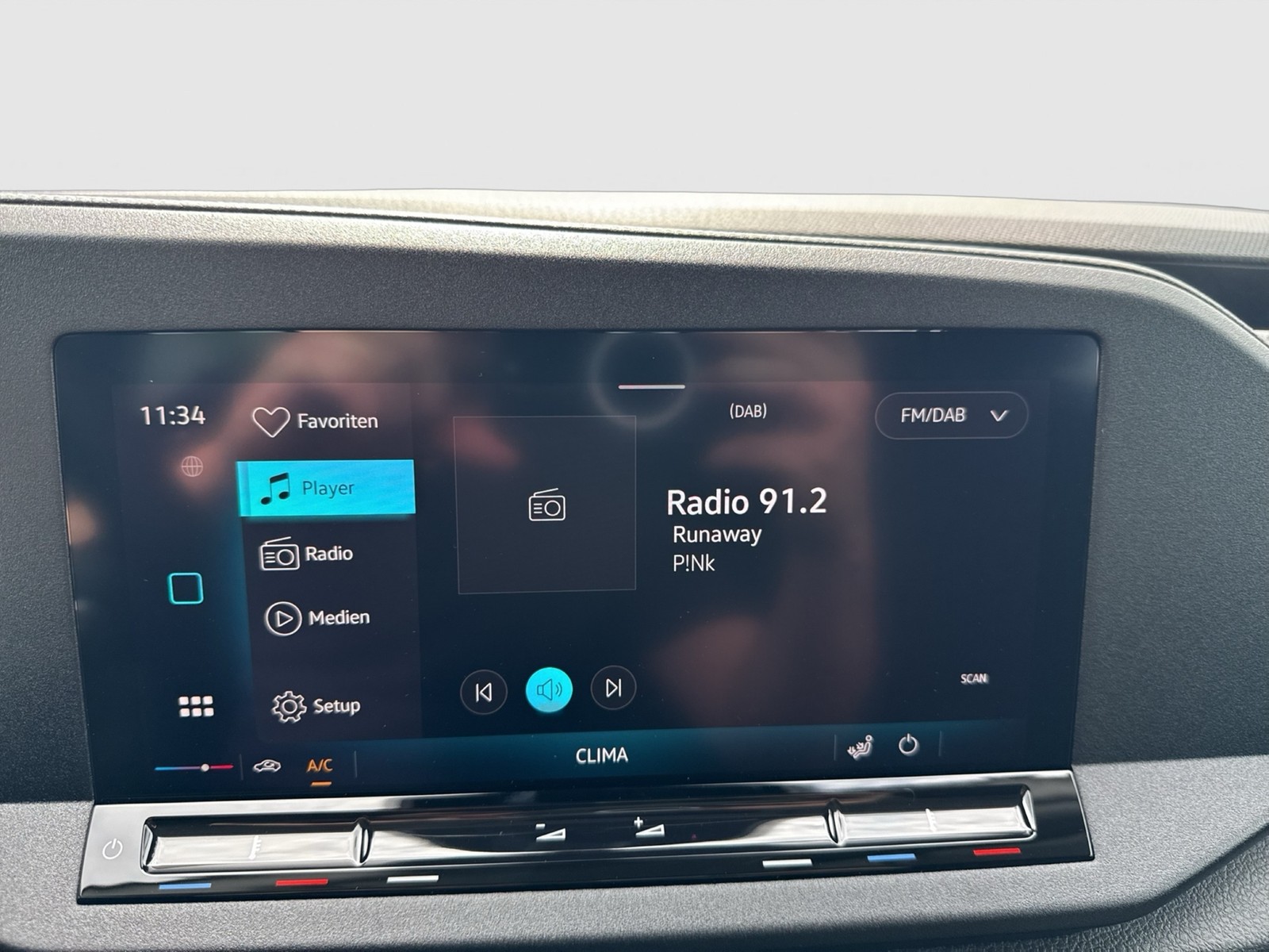 Volkswagen Caddy Maxi 1.5 DSG APP-CONNECT ALLWETTERREIFEN