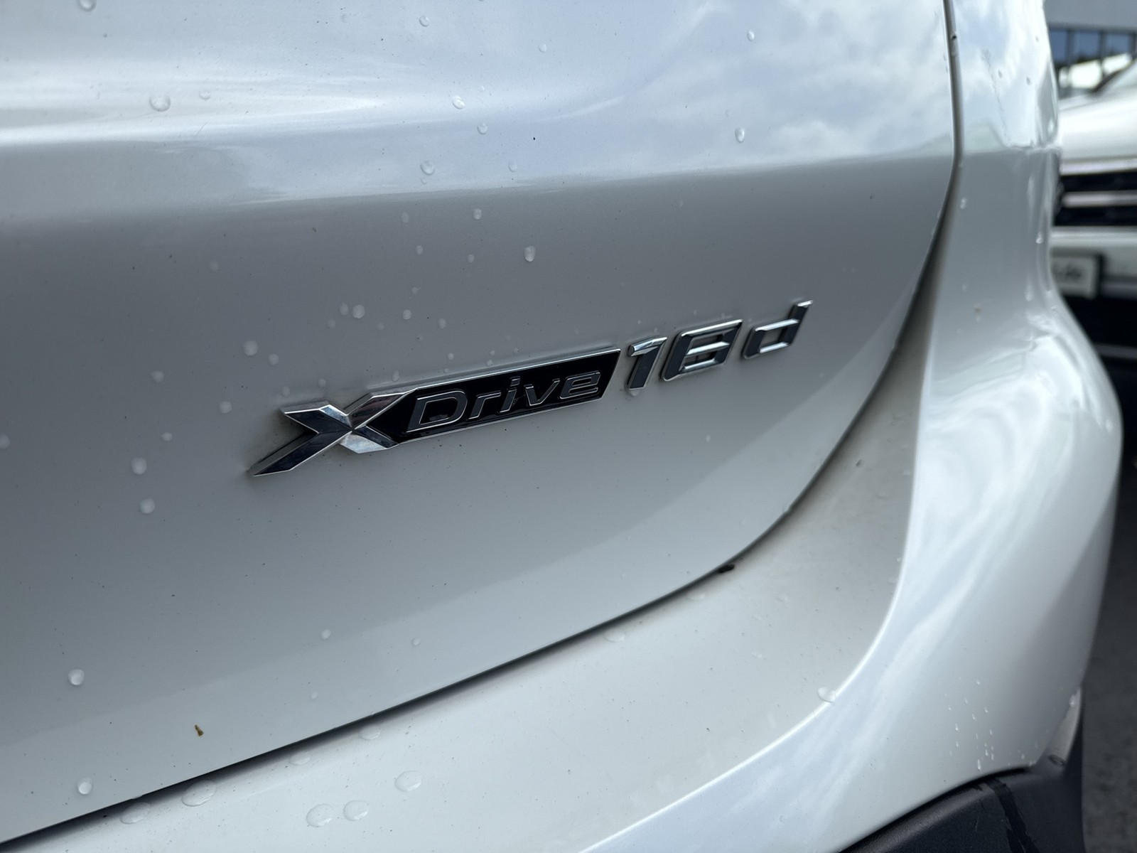 BMW X1 18 d xLine AHK KAMERA ALU19 eKLAPPE LED 4X4