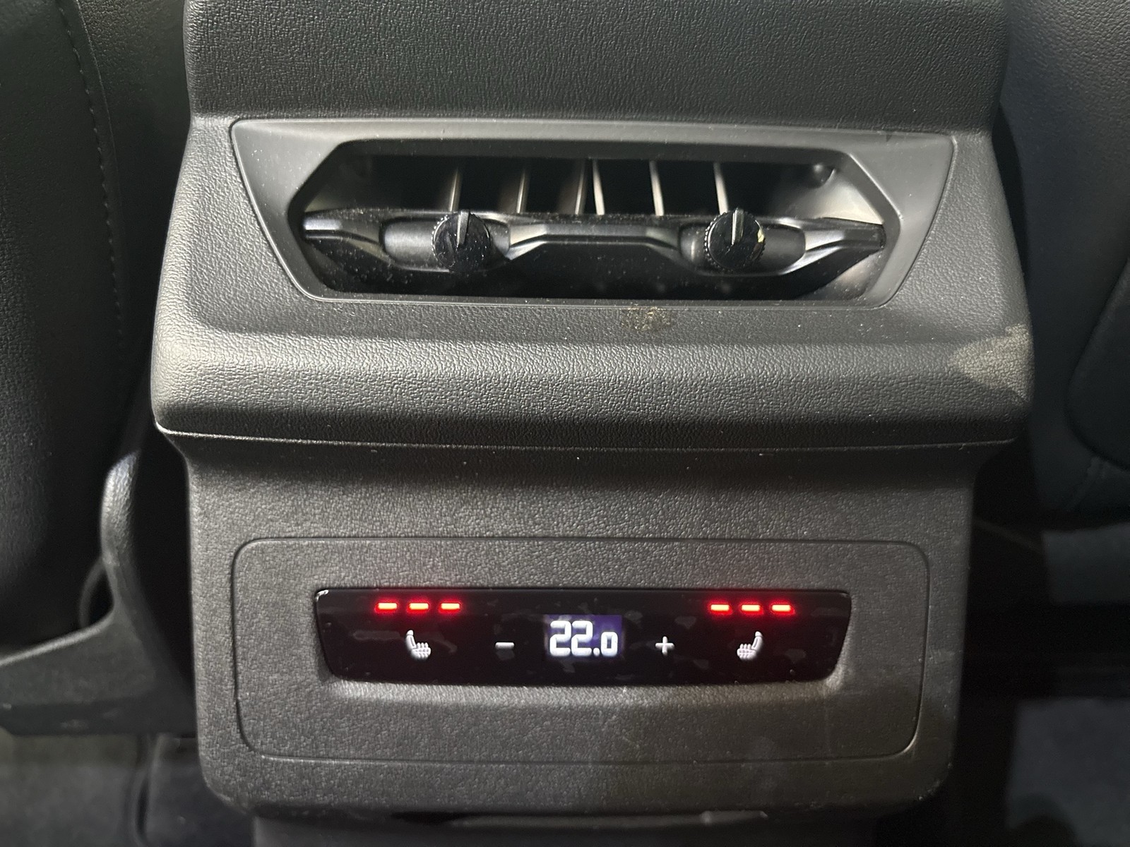 Audi Q6 e-tron quattro S LINE BLACKPAK TECHPRO 21"