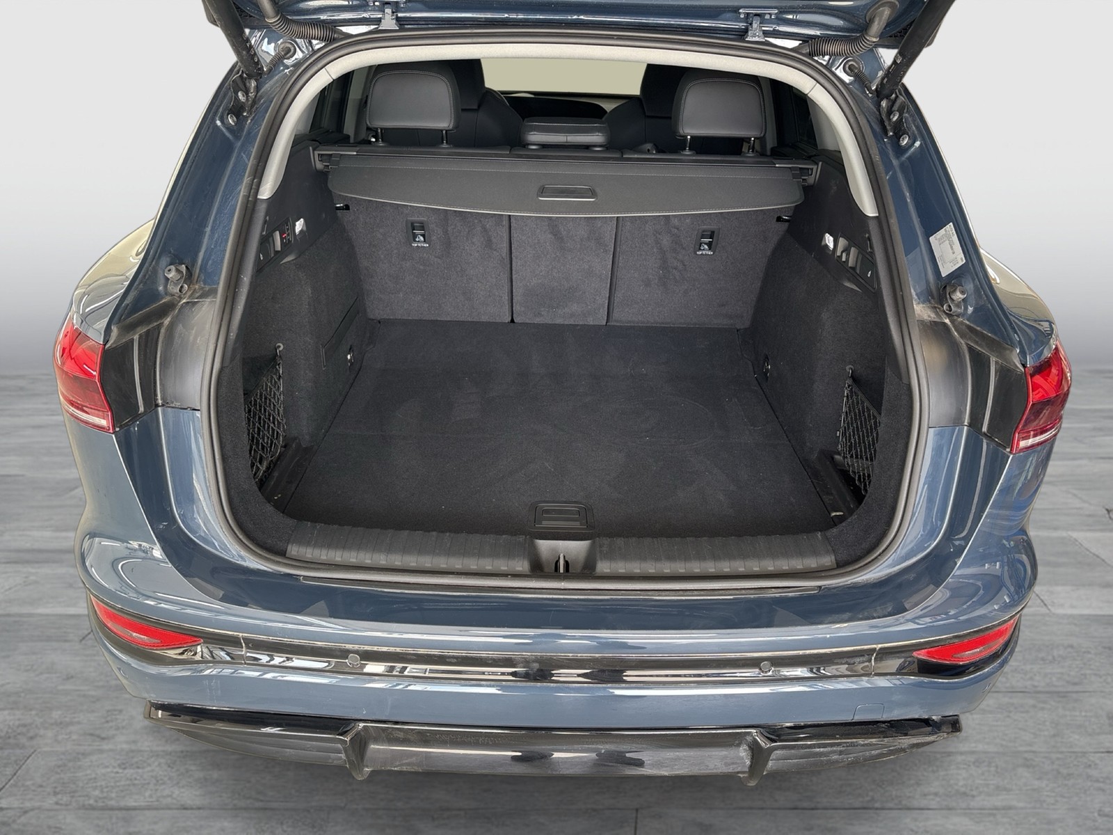 Audi Q6 e-tron quattro S LINE BLACKPAK TECHPRO 21"