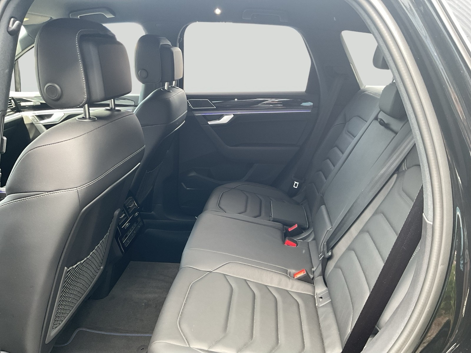 Volkswagen Touareg HYBRID R DYNAUDIO AHK CAM ACC LM21 NAVI