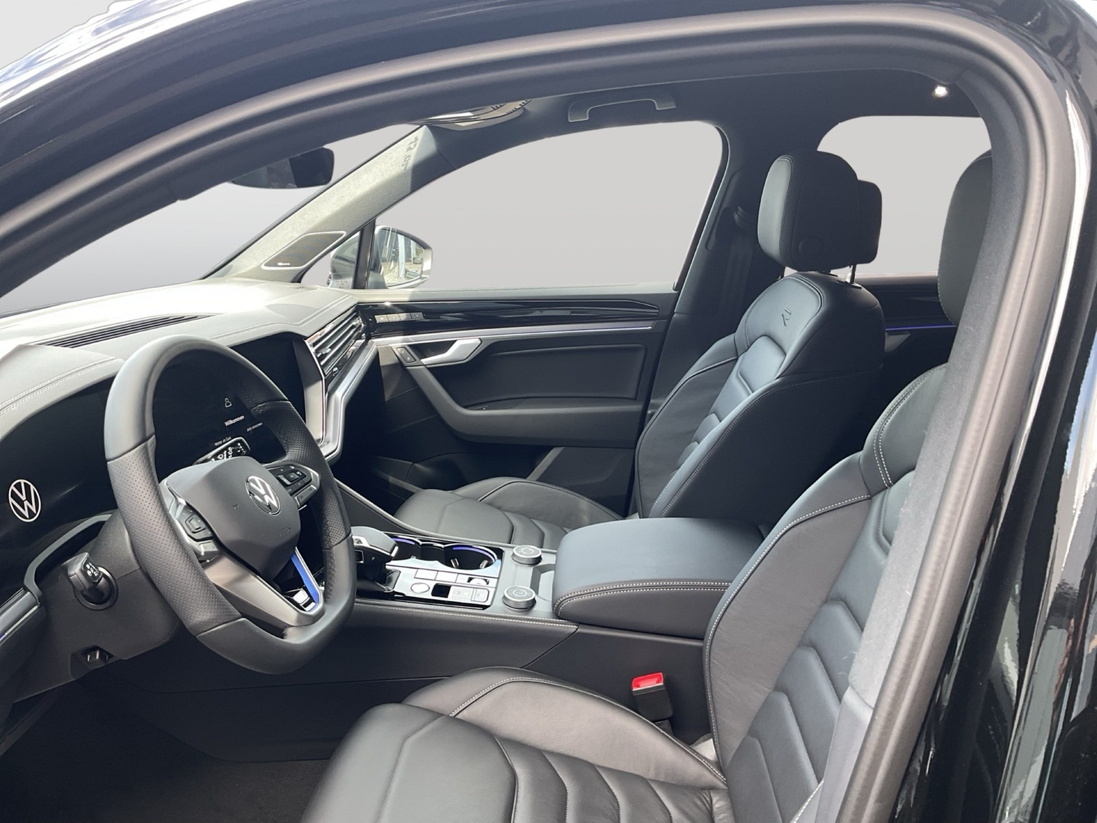 Volkswagen Touareg HYBRID R DYNAUDIO AHK CAM ACC LM21 NAVI