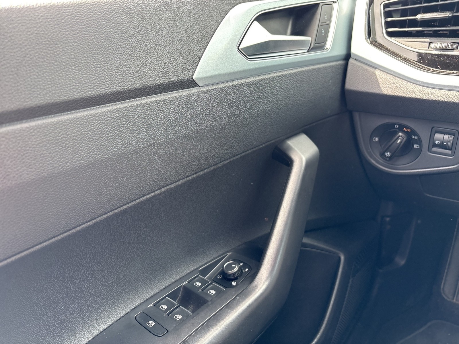 Volkswagen Taigo 1.5 GOAL ACC LM17 NAVI CARPLAY SITZHEIZUNG