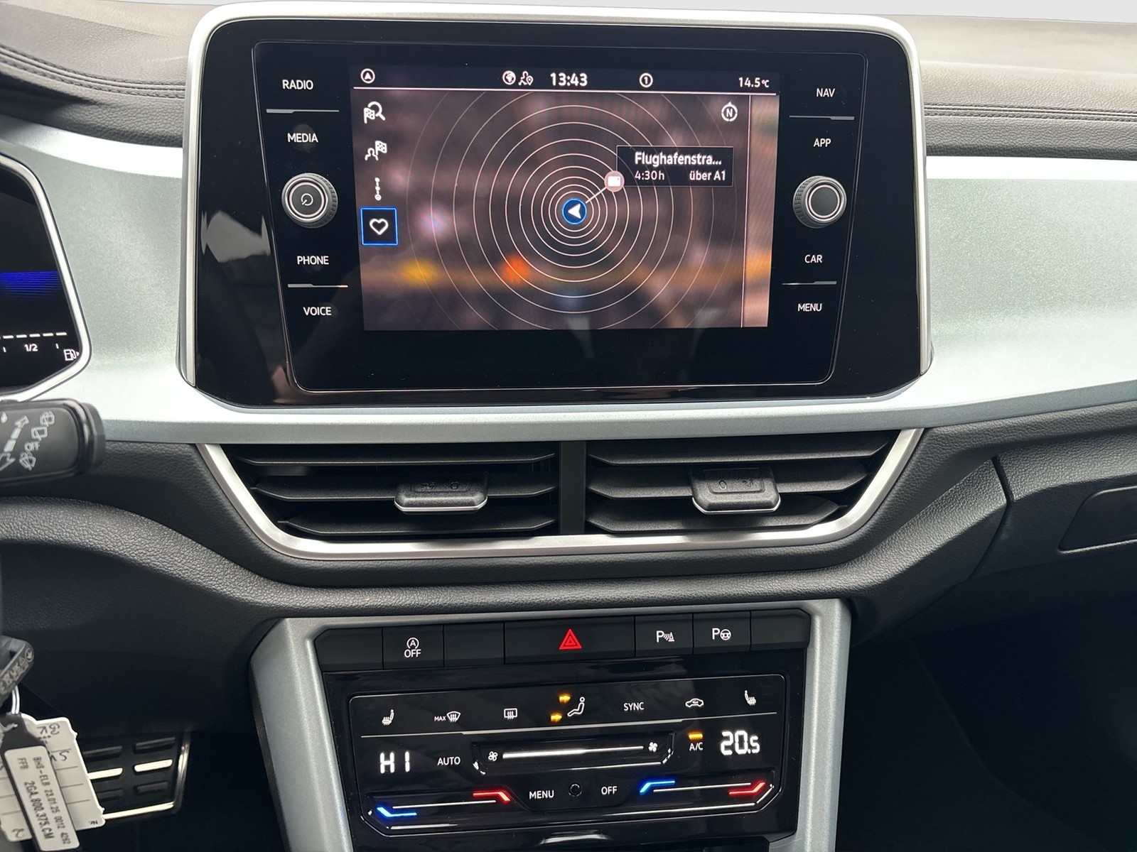 Volkswagen T-Roc 2.0 GOAL AHK CAM ACC LM17 NAVI SITZHEIZUNG