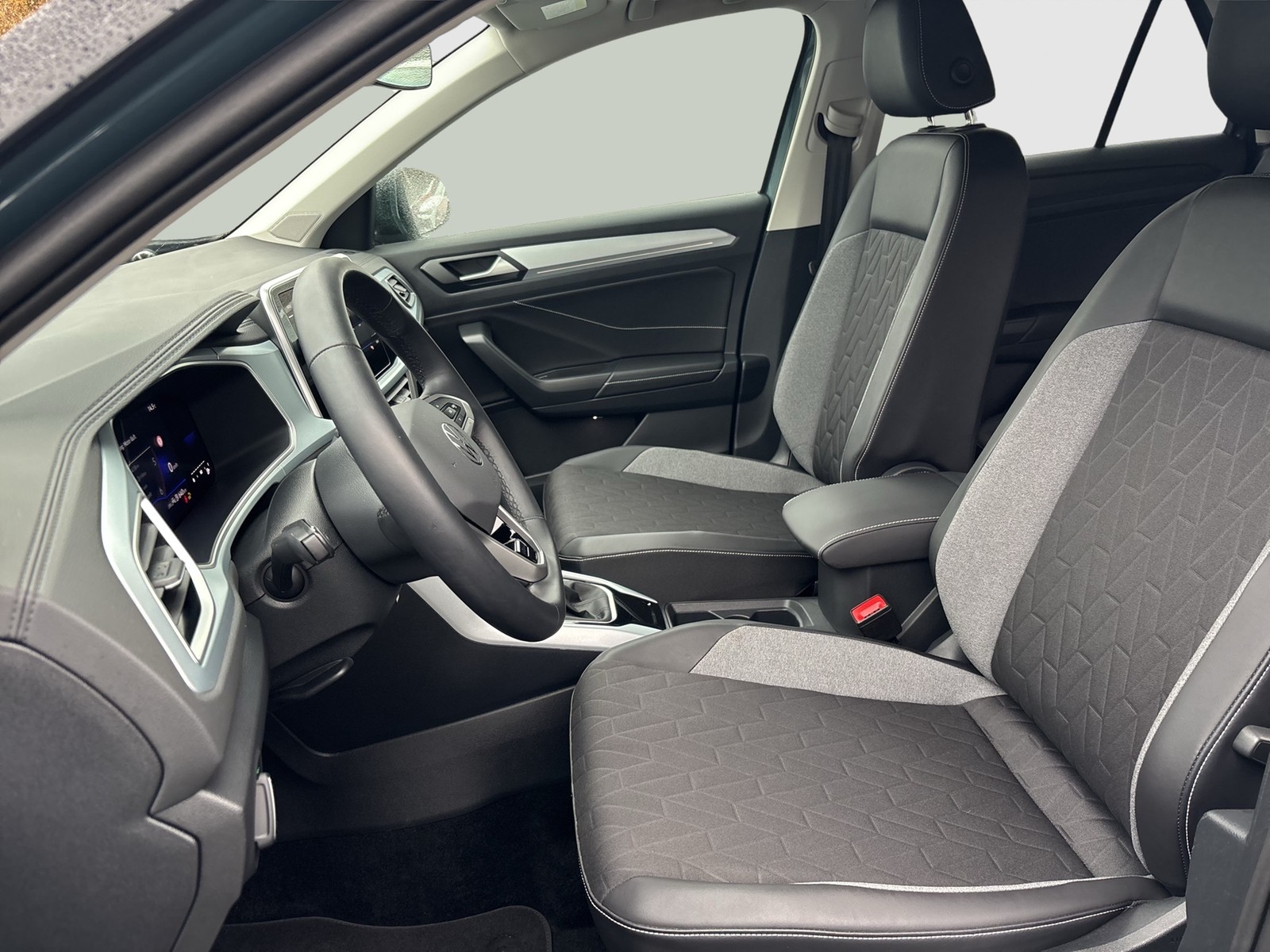 Volkswagen T-Roc 2.0 GOAL AHK CAM ACC LM17 NAVI SITZHEIZUNG