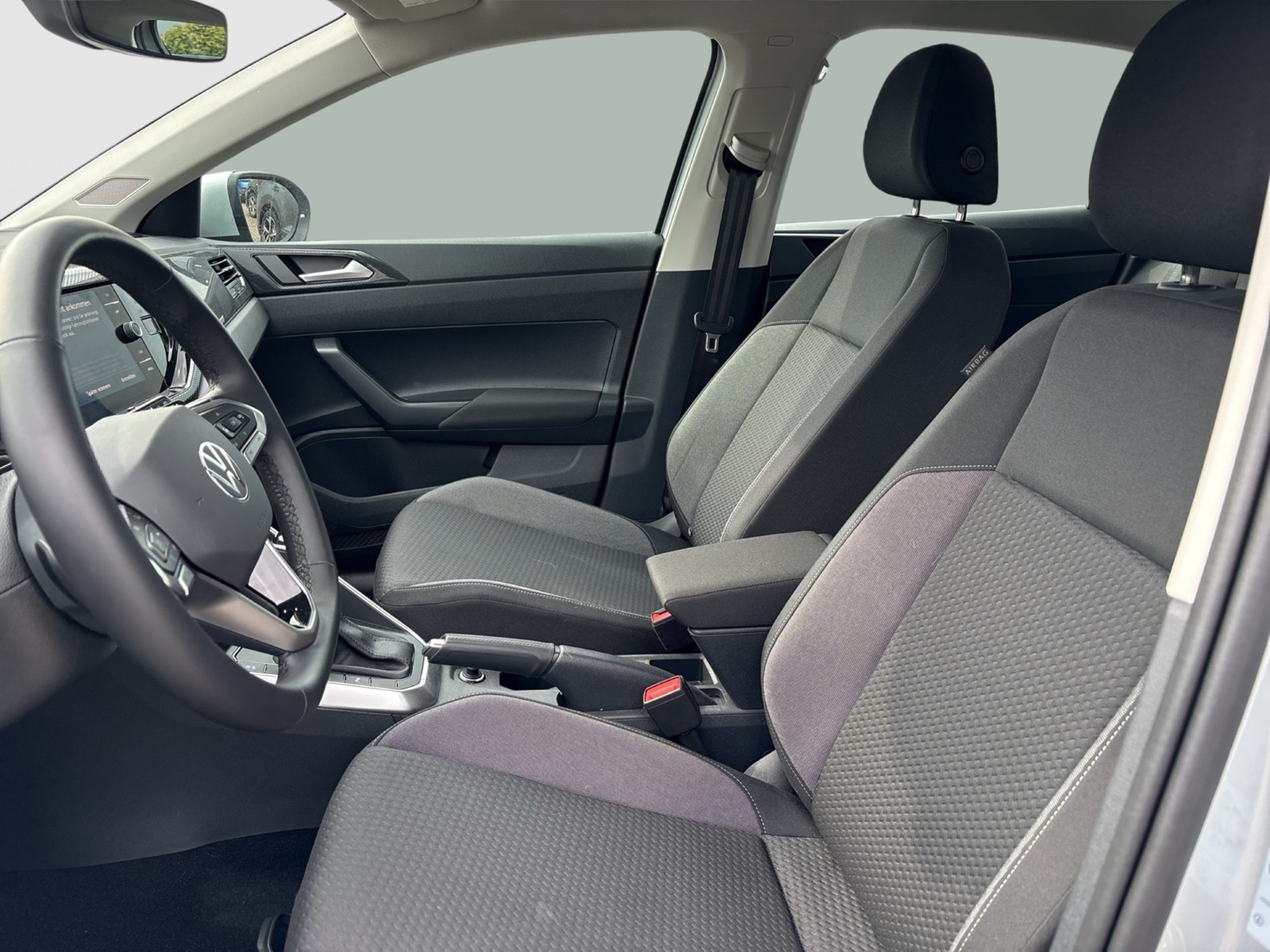 Volkswagen Taigo 1.5 LIFE NAVI LM17 KAMERA SITZHEIZUNG