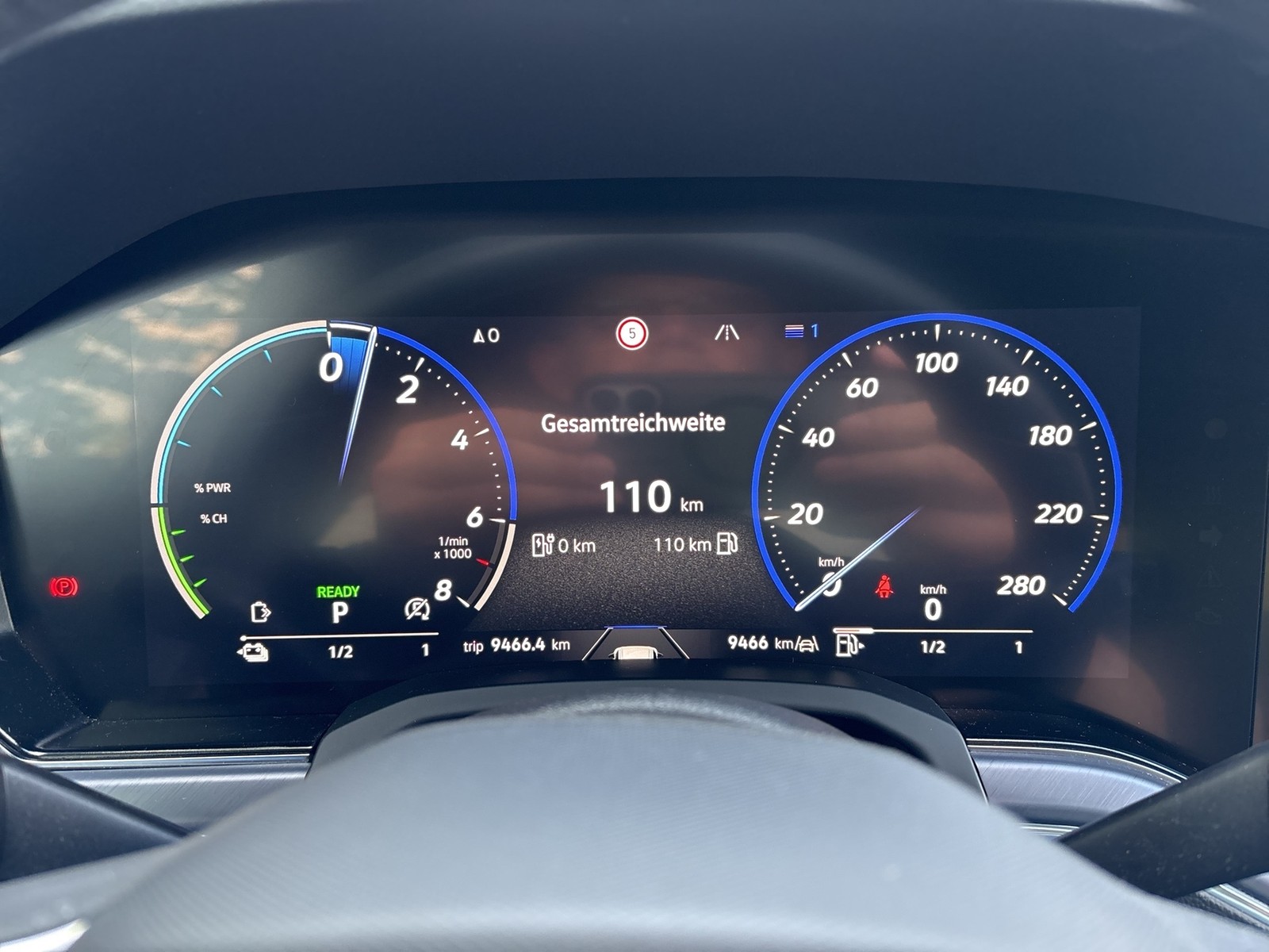 Volkswagen Touareg HYBRID R DYNAUDIO AHK 360°CAM ACC LM21