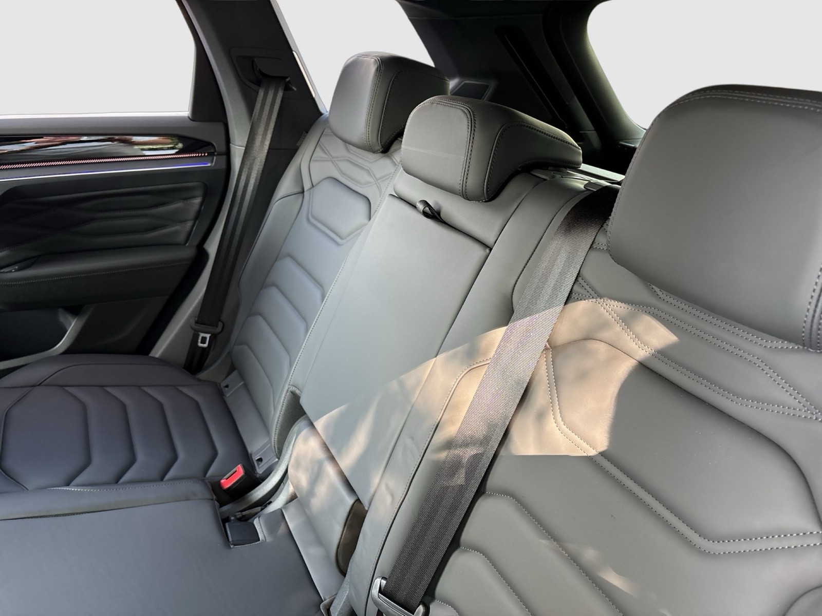 Volkswagen Touareg HYBRID R DYNAUDIO AHK 360°CAM ACC LM21