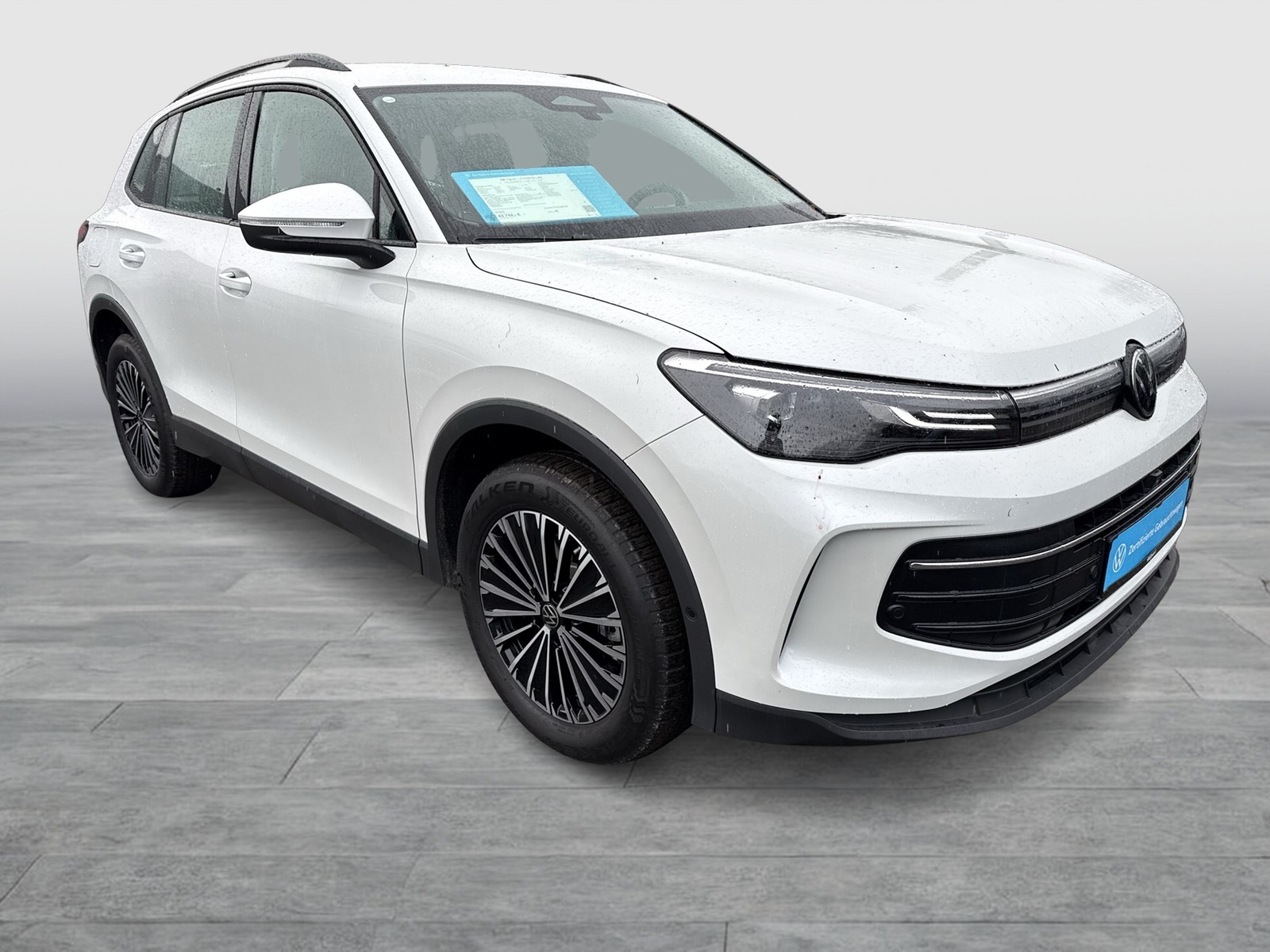 Volkswagen Tiguan 1.5 HYBRID LIFE NEUES MODELL AHK ACC LM18