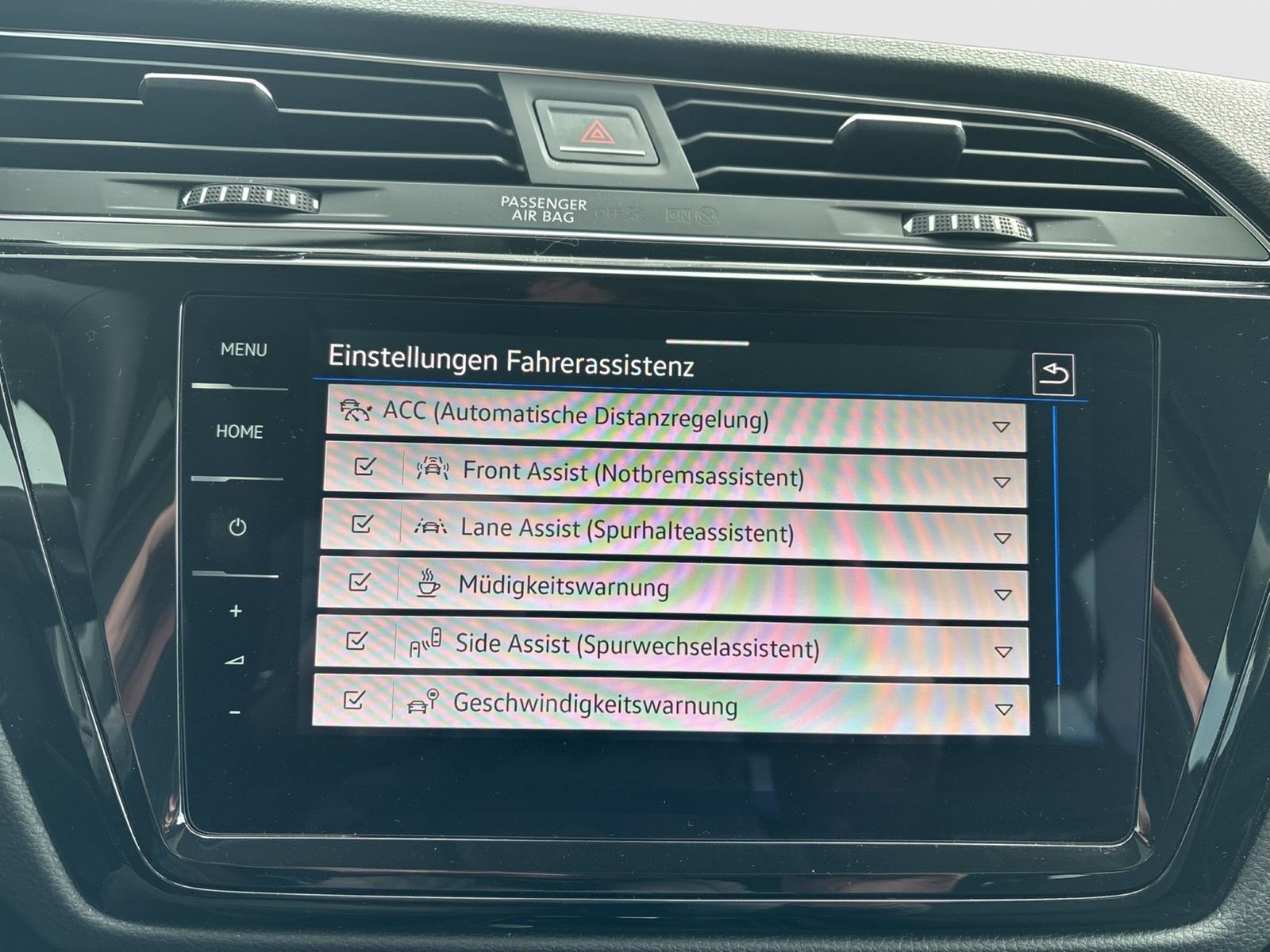 Volkswagen Touran 2.0 HIGHLINE AHK PANO NAVI CARPLAY