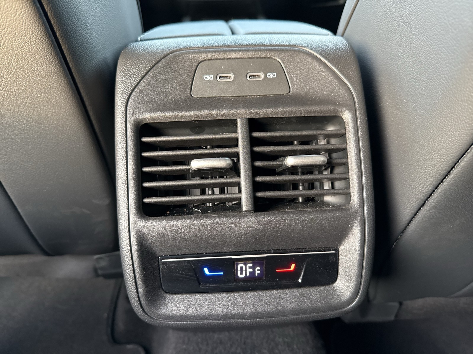 Volkswagen Passat Variant 2.0 R-LINE 4X4 NEUES MODELL PANO