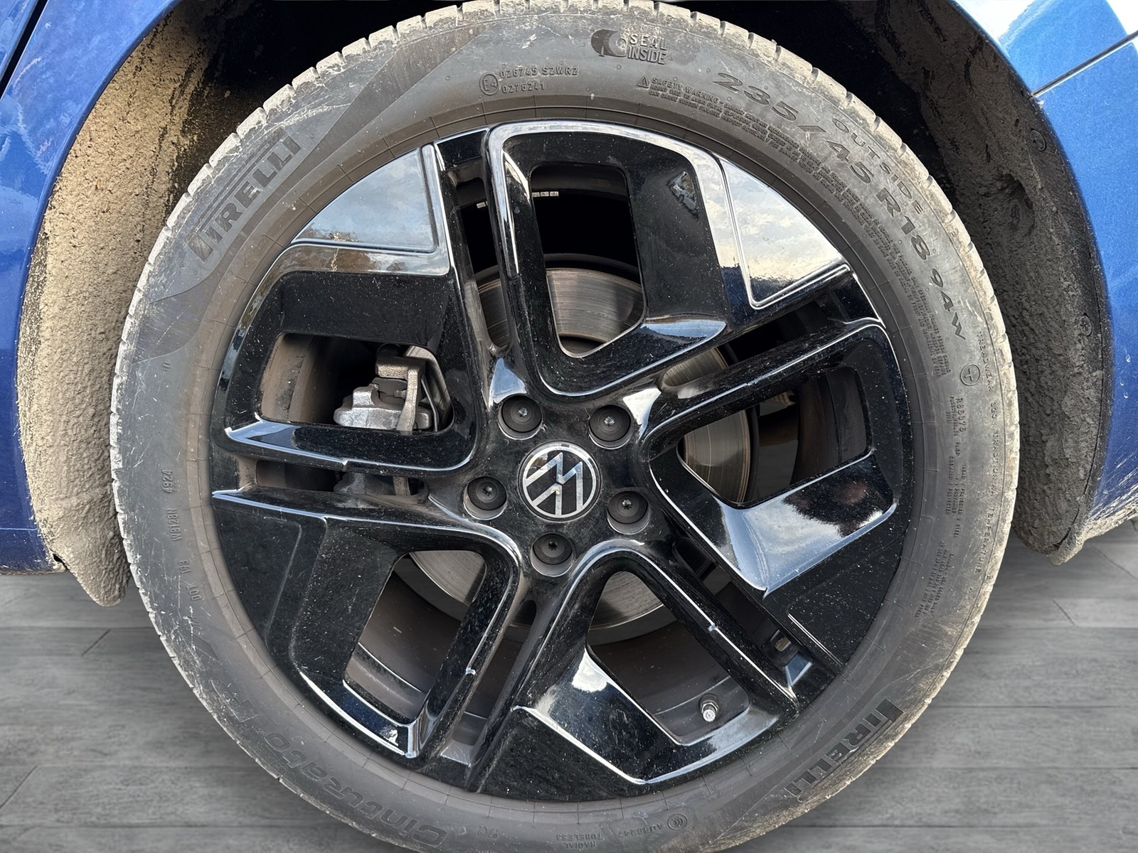 Volkswagen Passat Variant 2.0 R-LINE 4X4 NEUES MODELL PANO