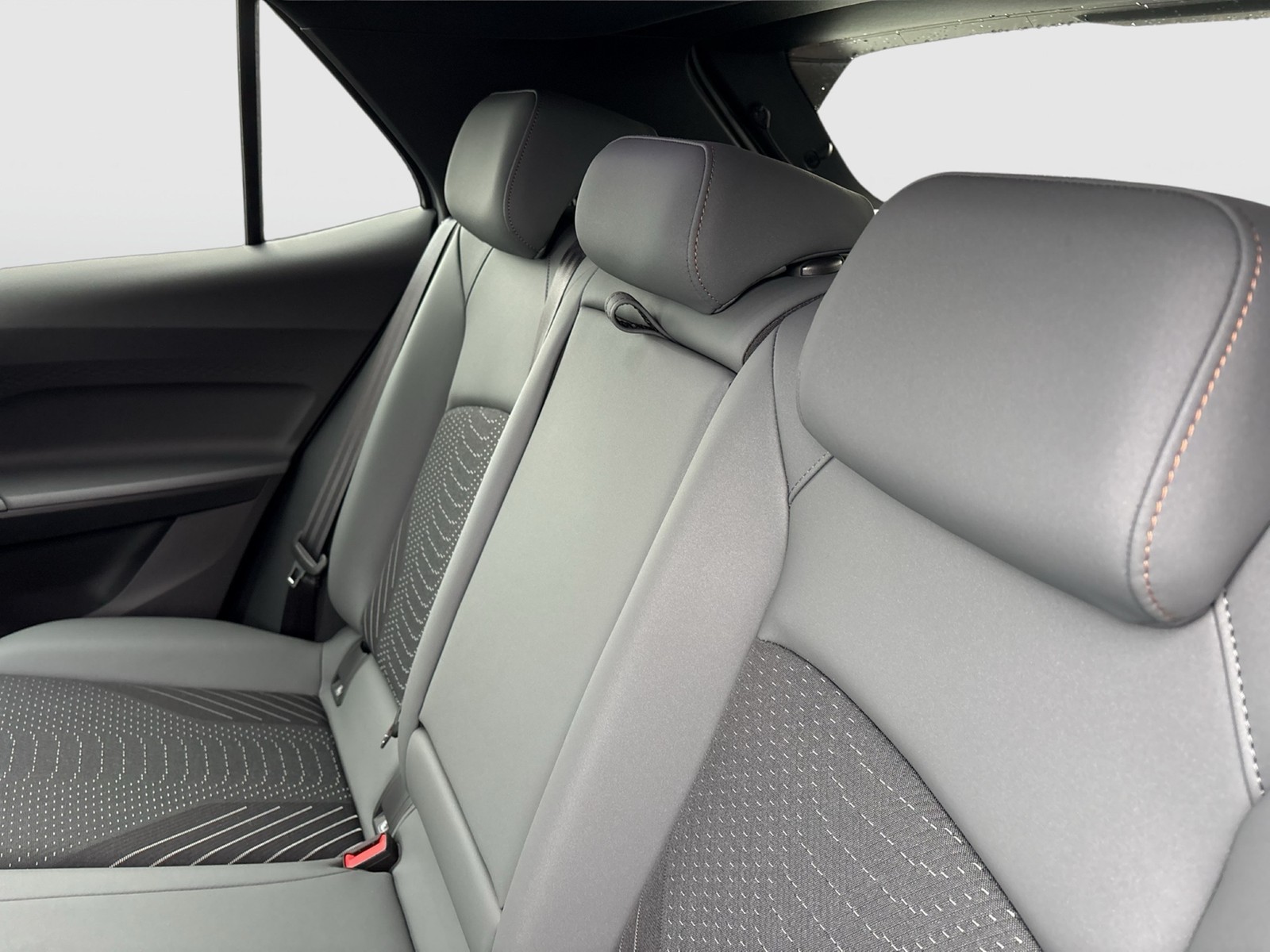 Cupra Born VZ WÄRMEPUMPE PANO 360°CAM ACC LM20 NAVI