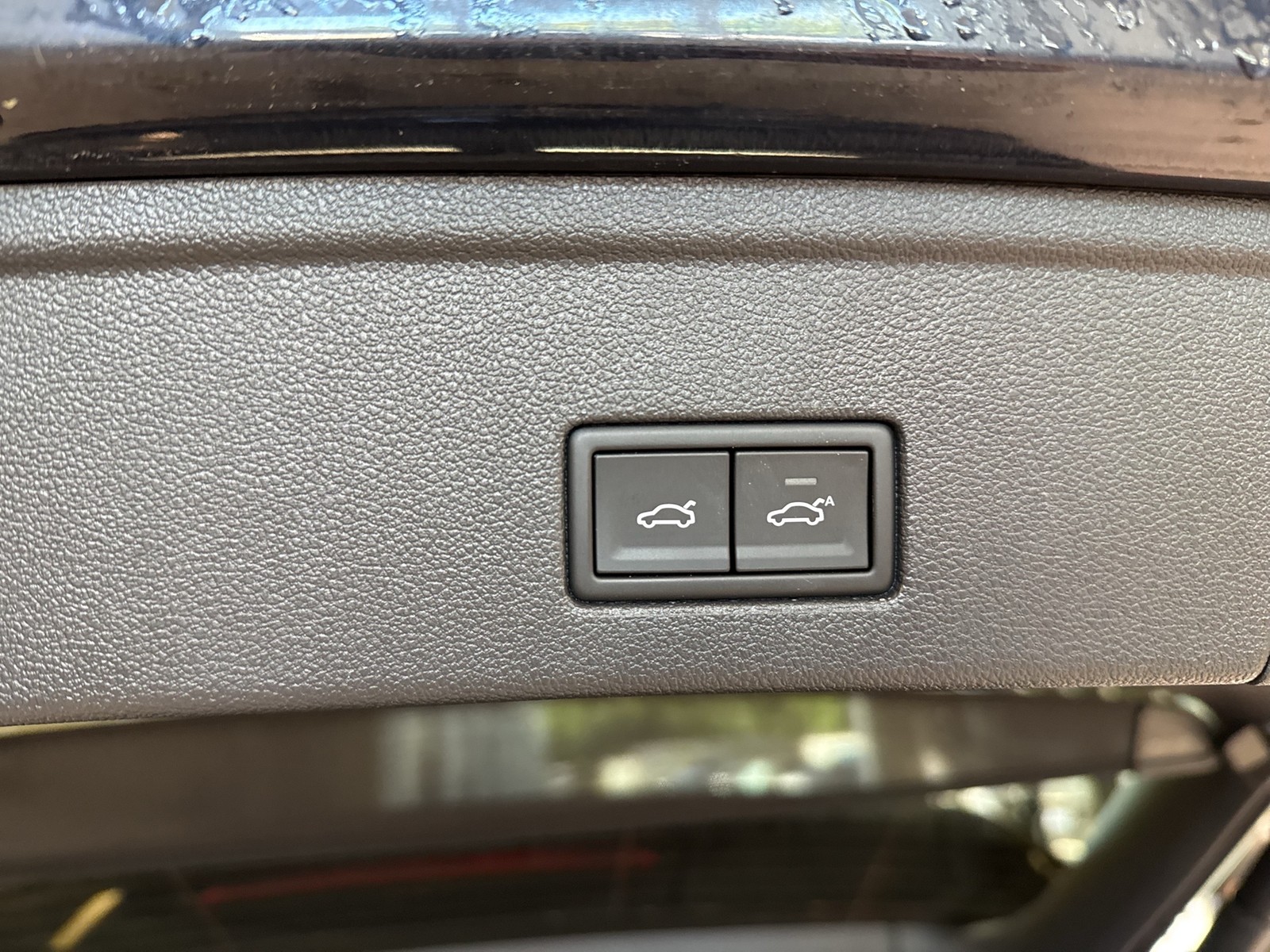 Volkswagen Touareg HYBRID R DYNAUDIO AHK 360°CAM ACC LM21