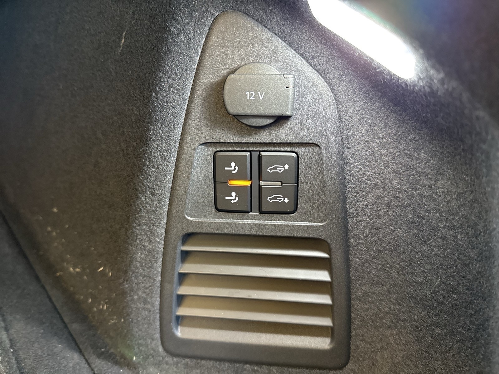 Volkswagen Touareg HYBRID R DYNAUDIO AHK 360°CAM ACC LM21