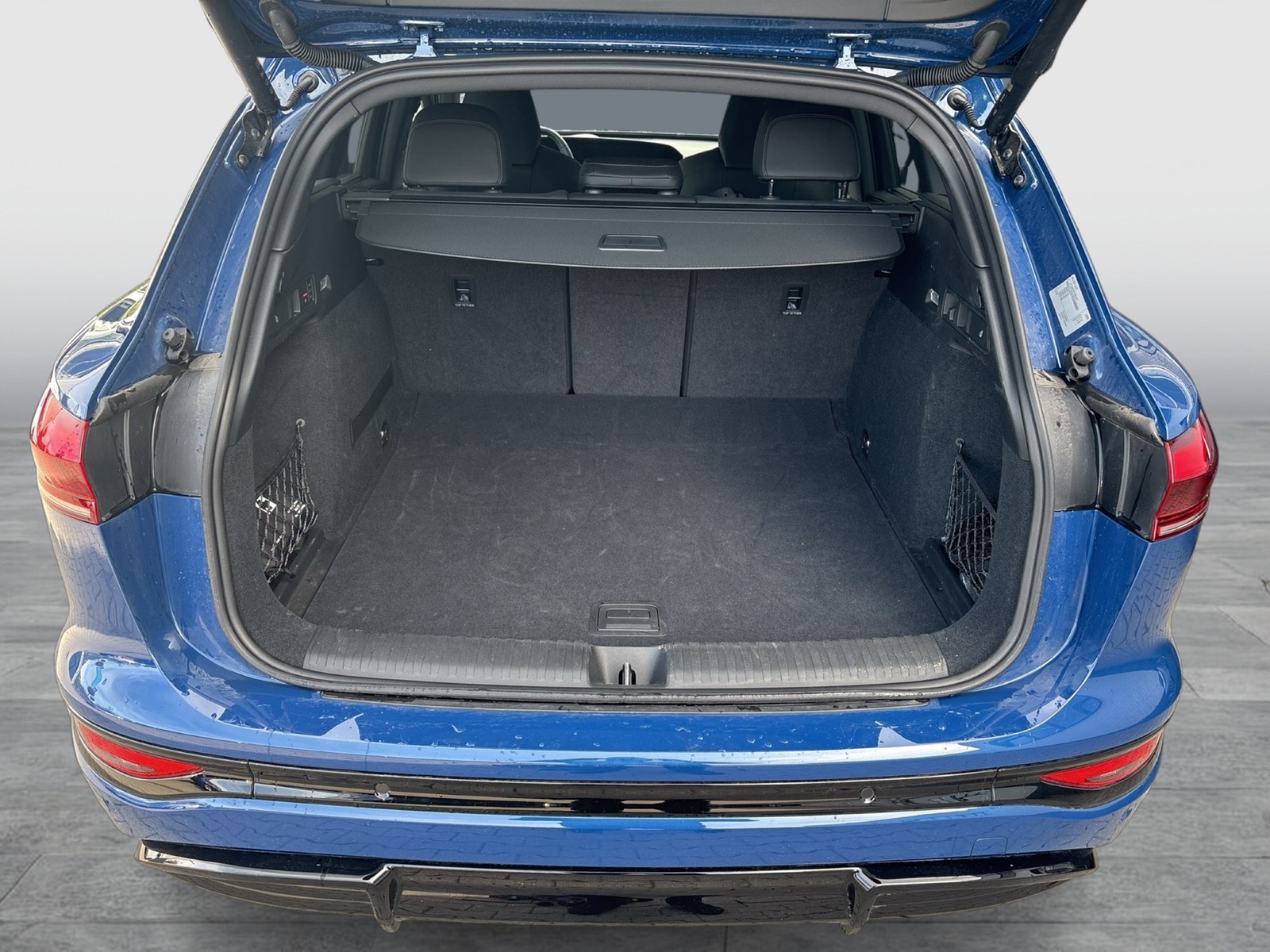 Audi Q6 e-tron quattro S LINE BLACKPAK LUFTFEDER PANO