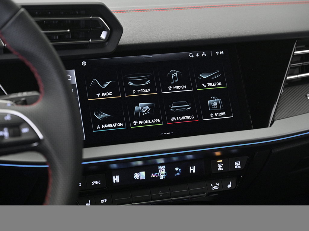 Audi A3 Sportback TFSI S tronic S Line Kamera+Carbon+AHK+Sportsitze+Matrix+