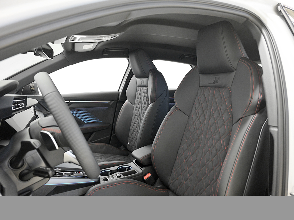 Audi A3 Sportback TFSI S tronic S Line Kamera+Carbon+AHK+Sportsitze+Matrix+