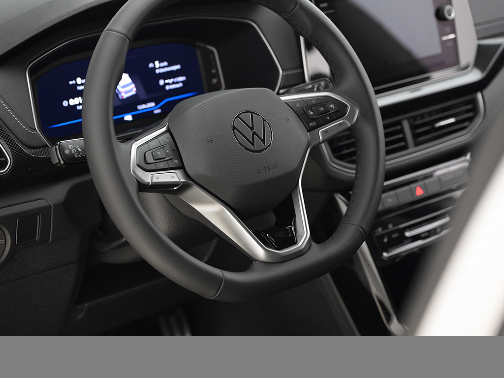 Volkswagen T-Cross 1.0 R-LINE DSG BLACKSTYLE CAM MATRIXLED