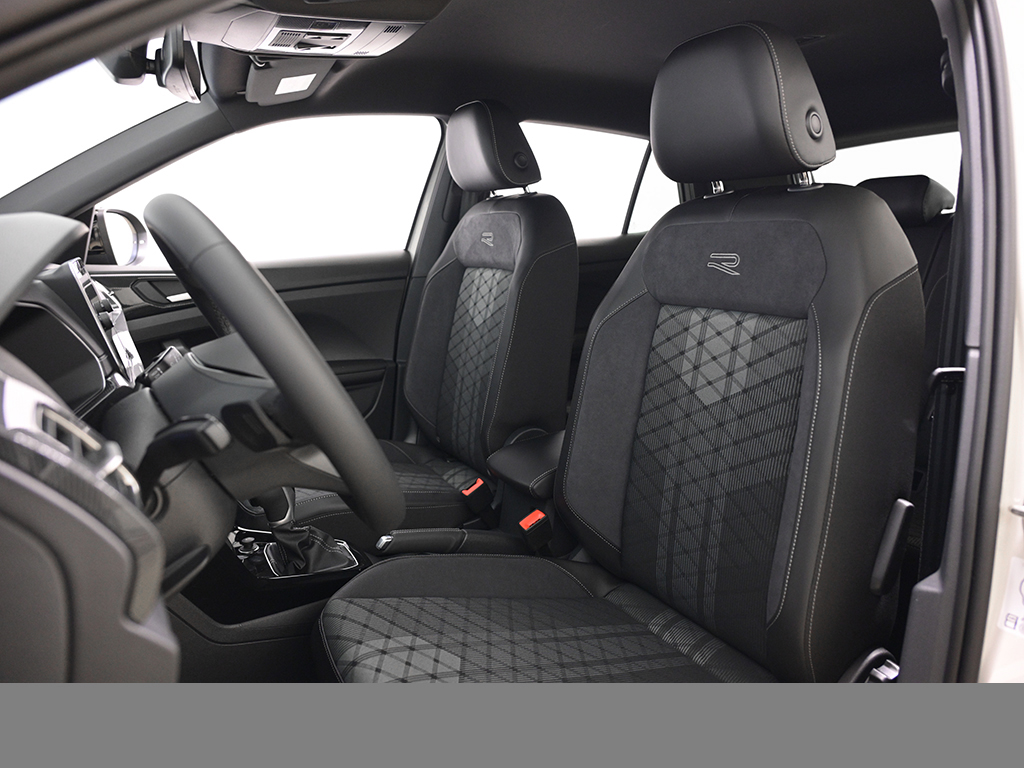 Volkswagen T-Cross 1.0 R-LINE DSG BLACKSTYLE CAM MATRIXLED