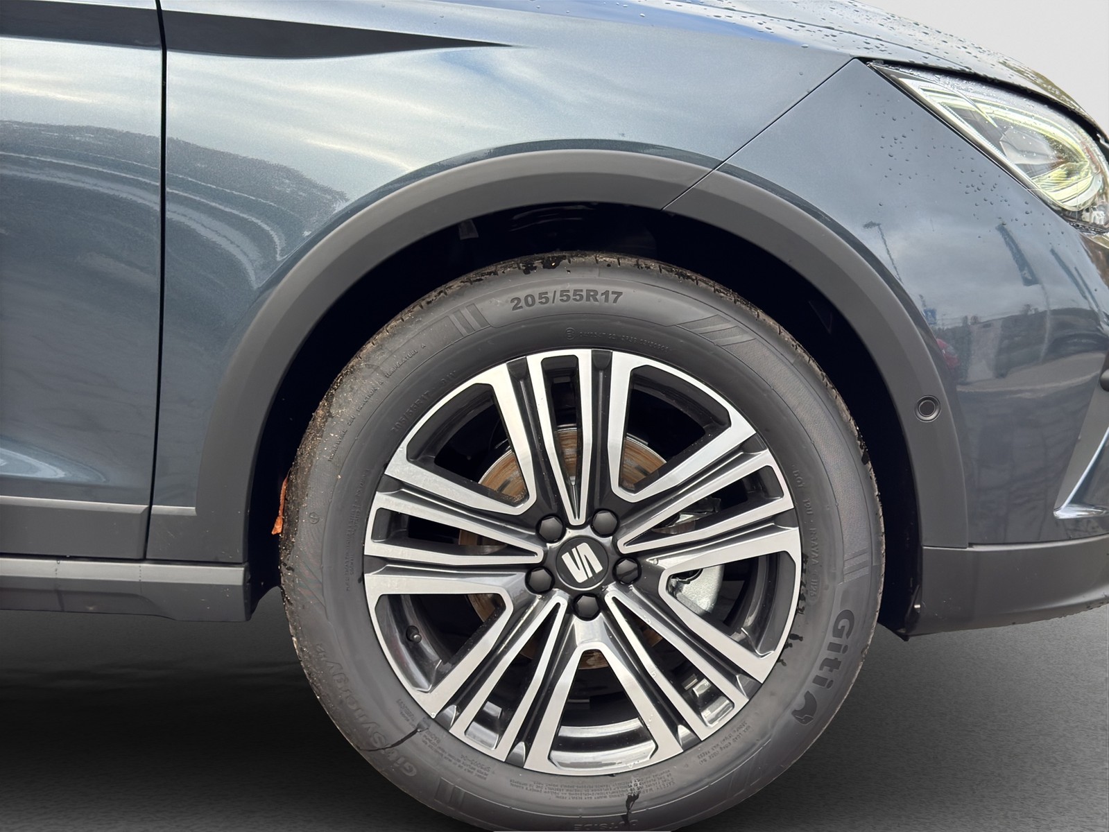 Seat Arona 1.0 ROAD EDITION KAMERA ALU17 NAVI SITZHZ