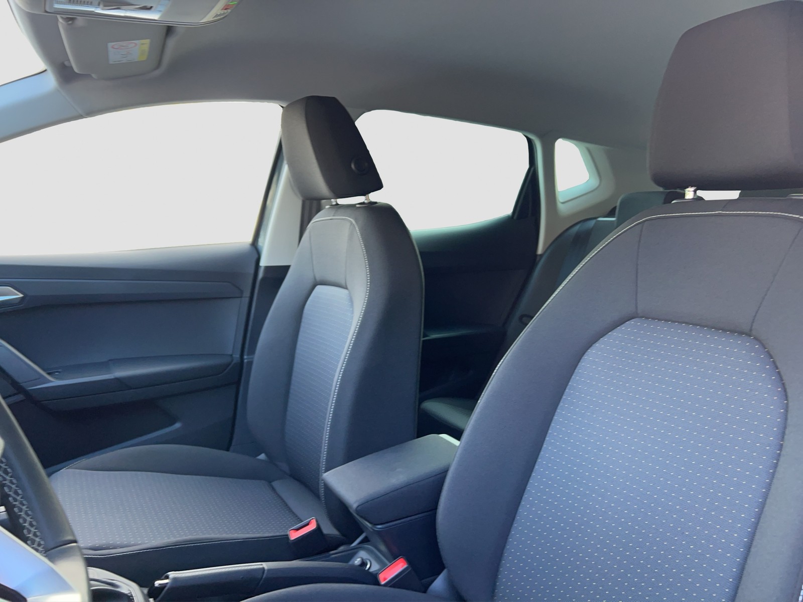 Seat Ibiza 1.0 ROAD EDITION CAM ACC NAVI ALU CARPLAY SITZHZ.