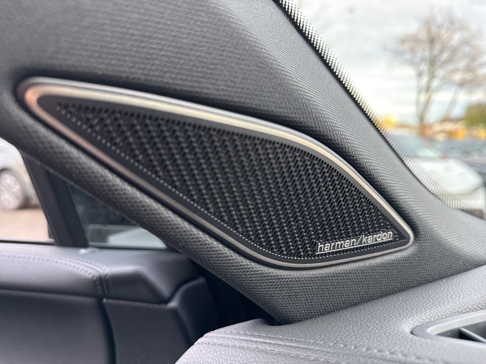 Volkswagen Tiguan 2.0 R-LINE DSG BLACKSTYLE MATRIXLED AHK