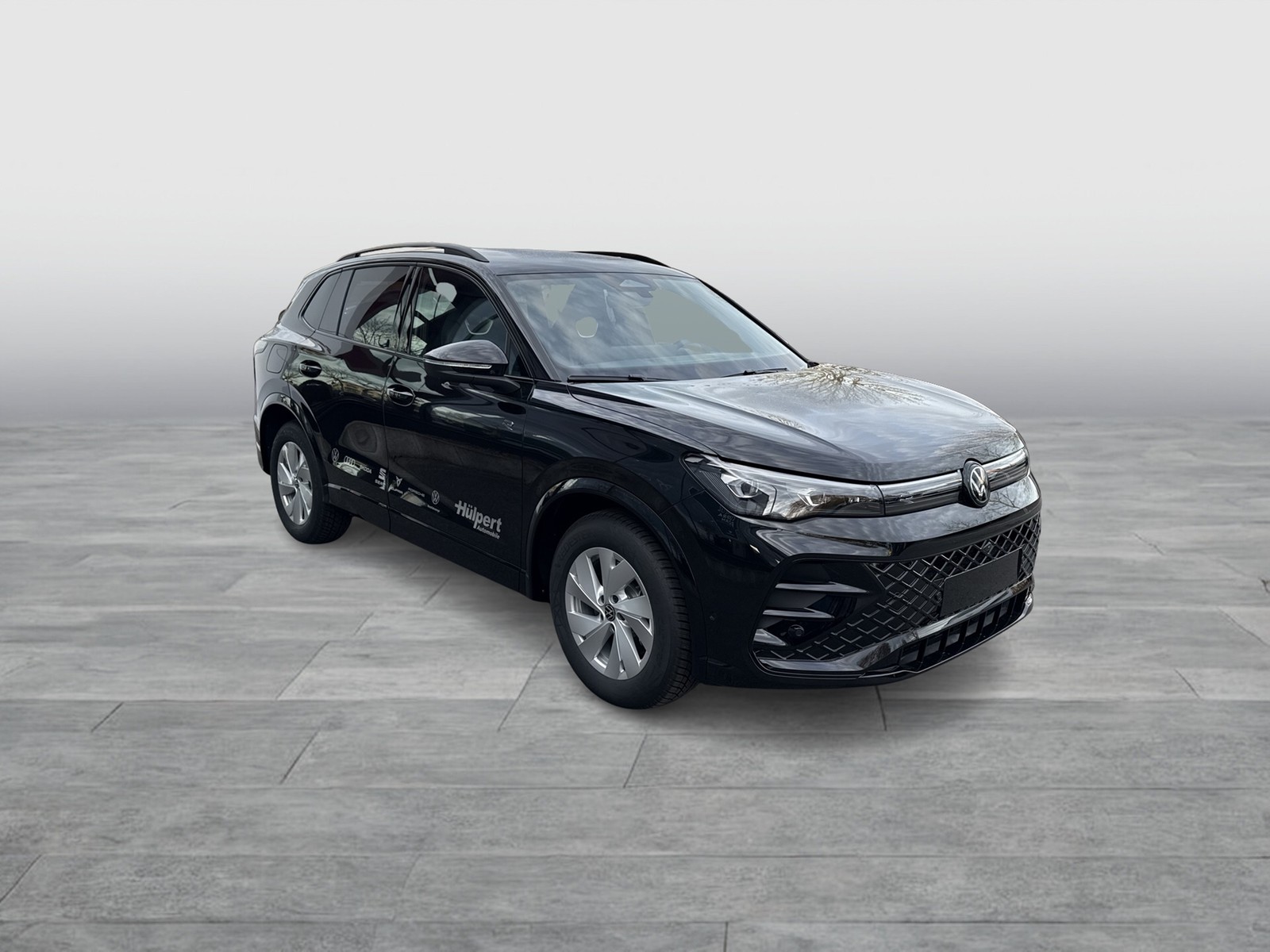 Volkswagen Tiguan 2.0 R-LINE DSG BLACKSTYLE MATRIXLED AHK
