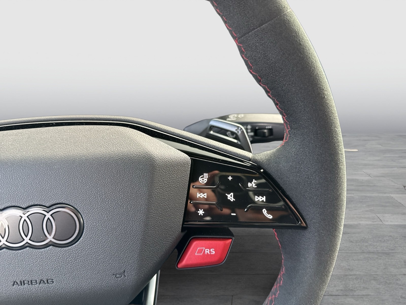 Audi RS e-tron GT performance quattro CARBONDACH B&O
