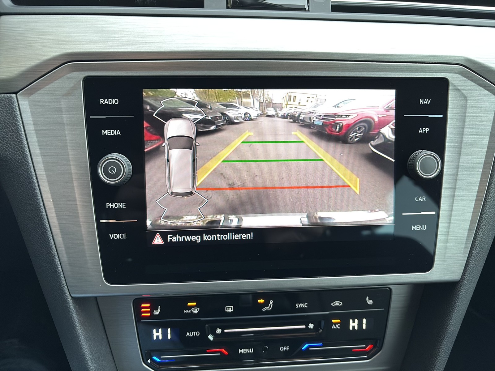 Volkswagen Passat Variant 1.5 NAVI KAMERA SITZHZG CARPLAY