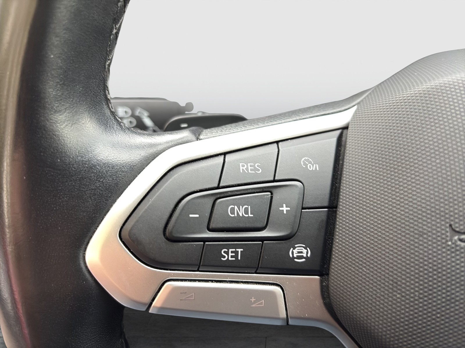 Volkswagen Passat Variant 1.5 NAVI KAMERA SITZHZG CARPLAY